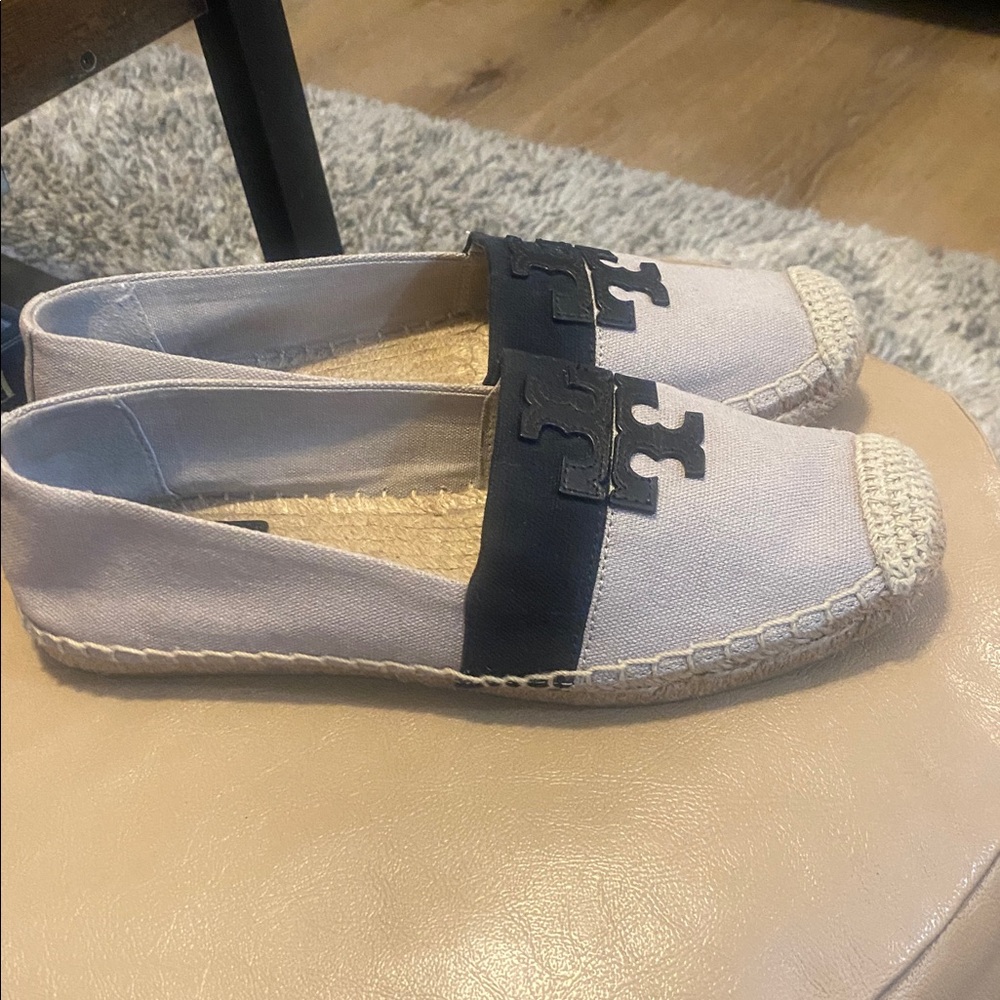 Tory Burch Weston Espadrille Flats in Natural color canvas & black leather logo - Picture 5 of 9